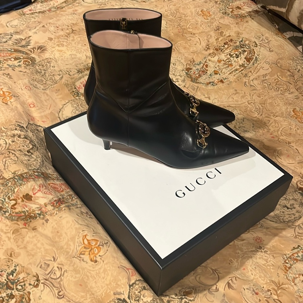 Gucci Kitten heel ankle boots Black womens 41-1/2 almost new!!!! authentic